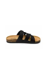 Sandalias Paddock Zulen de color negro, con diseño de tiras cruzadas y hebilla metálica dorada lateral. Poseen una plantilla anatómica con efecto corcho y suela plana.