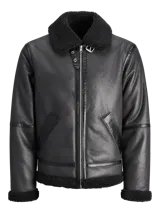 Campera aviador negra de poliuretano con cuello extendido de piel sintética, cierre con cremallera y bolsillos frontales.