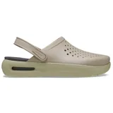 Zuecos Crocs modelo InMotion LiteRide Clog, de color gris en la parte superior perforada con tira trasera pivotante y suela gruesa de plataforma en color blanco con detalles negros.