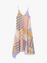 Vestido largo de viscosa con diseño asimétrico, tirantes finos, escote en V y estampado de líneas diagonales amarillas sobre fondo rosado.