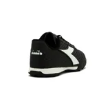 Championes de fútbol Diadora Urano Futbol TF, color negro con detalles en blanco.