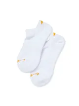 Medias cortas blancas Caterpillar con suela acolchonada, arco ribeteado y detalles en amarillo que incluyen la marca en los dedos y un triángulo en el tobillo.