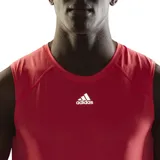 Musculosa de running Adidas Heat Ready color salmón, sin mangas, con cuello redondo y detalles reflectantes.