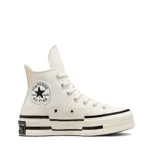 Championes Converse Chuck 70 Plus, color blanco hueso con detalles en negro. Zapatilla de caña alta con plataforma y diseño asimétrico.