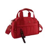 Cartera tipo bowling de la marca Las Oreiro, color negro con diseño acolchado. Cuenta con doble manija superior, correa larga regulable y desmontable con logo de la marca, cierre principal y un colgante decorativo con la frase 'o, my love'.