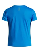 Remera deportiva Under Armour Launch Shortsleeve color azul, confeccionada en tejido suave, ligero y transpirable. Cuenta con cuello redondo, mangas cortas y detalles reflectantes.