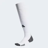 Medias de fútbol largas hasta la rodilla, color blanco con detalles en gris oscuro en la puntera y el talón. Presentan el logo de Adidas en negro en la parte inferior de la caña y un patrón de agarre en la planta del pie.