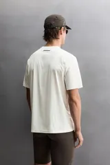 Camiseta deportiva Ridar x Zara Athleticz color marrón, de cuello redondo y manga corta, confeccionada en tejido ligero y elástico con estructura perforada y tecnología de secado rápido.
