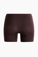 Culotte de tiro alto color marrón, con efecto moldeador suave, diseño sin costuras y piernas tipo boxer corto.
