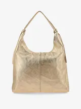 Cartera tipo saco de cuero suave, de diseño amplio y relajado, con asa para llevar al hombro, tiras anudadas a los lados y cierre.