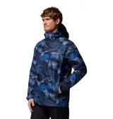 Campera 3 en 1 Columbia con tecnología Omni-Tech impermeable y transpirable, y forro termorreflectante Omni-Heat. Cuenta con capucha ajustable, ventilación en axilas, faldón cortaviento, múltiples bolsillos con cremallera y puños ajustables. Diseño estampado con motivos de montaña en tonos azules.