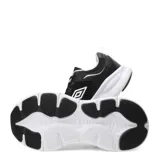 Championes urbanos Umbro Dash, color negro con detalles en blanco y gris.