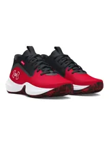 Championes de básquet Under Armour modelo Lockdown 7, con diseño en color rojo, negro y blanco. Presentan una parte superior de malla transpirable con superposiciones de cuero sintético, entresuela de EVA para mayor amortiguación y suela de caucho con patrón de tracción en espiga.