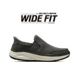 Championes deportivos Skechers modelo Equalizer 6.0, diseño slip-on sin cordones en color gris. Confeccionados con parte superior de malla y material sintético, cuentan con tecnología Hands Free Slip-ins, Heel Pillow para mayor sujeción y plantilla acolchada Air-Cooled Memory Foam. Presentan horma Wide Fit para un ajuste más amplio y suela flexible con tracción.