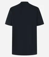 Remera negra de algodón con estampa de Avril Lavigne en blanco y rojo.