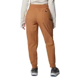 Pantalón tipo jogger de senderismo color marrón, con cintura elástica de talle medio, bolsillos laterales y puños elásticos en los tobillos. Confeccionado con tecnología Omni-Shade™ para protección solar y Omni-Shield™ para repeler humedad y manchas.