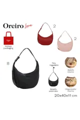 Cartera bandolera negra de cuero sintético con diseño curvado, cierre superior y correa ajustable. Presenta el logotipo de la marca grabado en el frente.