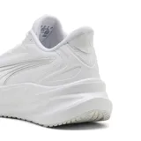 Championes de running Puma MaxStride Lite, color blanco con detalles plateados y suela de plataforma con tecnología Pumalite.