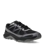 Championes de trail running Merrell modelo Tempo Exp, color negro con detalles en gris. Presentan una estructura de malla transpirable con refuerzos sintéticos, cordones ajustables y suela con relieve para mayor tracción.