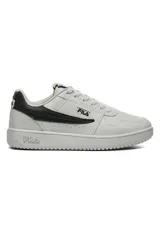Championes deportivos Fila ACD Classic para mujer, de color blanco, con capellada sintética perforada en la puntera, cordones tono sobre tono y suela de goma con la marca grabada en el lateral.