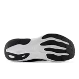 Championes de running New Balance 880, color negro con detalles en blanco.