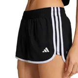 Short deportivo Adidas para mujer, modelo Running Adi365 M20, de color negro con las tres tiras características en los laterales y ribetes en color blanco. Cuenta con cintura elástica y el logo de la marca estampado en el frente.