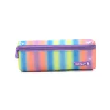 Cartuchera rectangular con cierre de cremallera y diseño a rayas verticales de colores pastel con brillo.