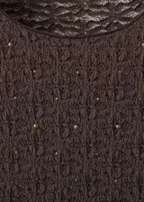 Top Pati de tejido con efecto arrugado y diseño entallado, color marrón, con cuello redondo, tirantes anchos y detalles de brillo.