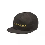 Gorra Vans color marrón oscuro con logo de la marca bordado en dorado en el frente.