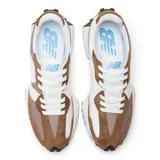 Championes New Balance 327 unisex, color marrón y beige con logo "N" blanco en los laterales.