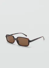 Lentes de sol con montura de pasta carey de diseño rectangular y cristales marrones.