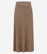 Pollera midi de corte evasé confeccionada en punto, con cintura elástica y caída fluida.