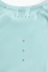 Camiseta de deporte en tejido funcional con tecnología DryMove™, corte estándar, cuello redondo y mangas largas con abertura para el pulgar, en color verde menta.