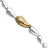 Pulsera de cuero marrón oscuro con abalorios en forma de gota bañados en plata y una pieza central dorada.