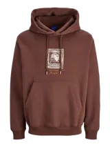 Hoodie marrón con capucha ajustable con cordón, bolsillo tipo canguro frontal y estampado gráfico central en estilo vintage.
