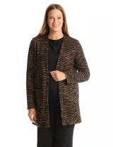 Cardigan abierto de tejido soft con estampado de cuadros en tonos azul y blanco. Presenta corte recto, mangas largas y dos bolsillos frontales aplicados.