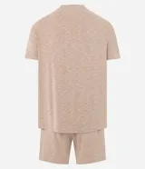 Pijama corto de hombre confeccionado en malla flameada de color gris con efecto mezcla, compuesto por una remera de manga corta con cuello redondo y un short con cintura elástica.