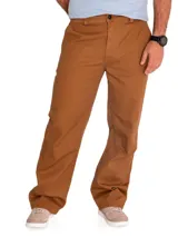 Pantalon tipo carpenter de corte recto, color bronce, confeccionado en tela twill resistente. Cuenta con cierre de cremallera, ajuste de botón, bolsillos laterales, bolsillos traseros tipo parche, trabilla para martillo y bolsillo utilitario en el muslo.