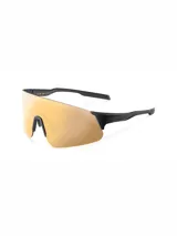Lentes de sol Meller modelo Dua con diseño deportivo tipo pantalla. Presentan una montura negra de base biológica y lentes reflectantes color oro con protección UV400.