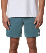 Bermuda de pana color celeste.