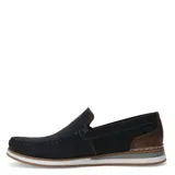 Mocasines de cuero color marrón tabaco, con costuras reforzadas en el empeine y suela de goma blanca con detalle gris.
