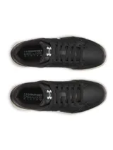 Championes Under Armour modelo UA W Official, de diseño urbano en color negro con detalles en blanco. Presentan una parte superior de cuero sintético duradero, cierre con cordones y una suela de plataforma estable con excelente tracción.