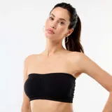 Pack de dos tops tipo bandeau sin costuras, confeccionados en tejido de canalé, con diseño strapless y detalle fruncido en el centro del pecho.