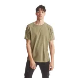 Remera celeste de manga corta y cuello redondo.