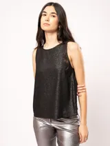 Musculosa blanca de lino con escote redondo y corte a la cadera.