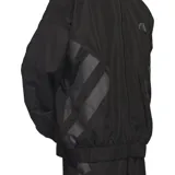 Campera adidas de básquet de la colección Anthony Edwards, color negro con detalles reflectantes grises en los laterales y logo de la marca en el pecho. Cuenta con cuello alto y cierre frontal completo.