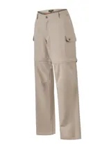 Pantalón cargo desmontable de color beige, corte recto y tiro medio, confeccionado con poliéster reciclado y spandex con tecnología Natural Flex. Cuenta con bolsillos laterales y piezas desmontables para transformarlo en short.