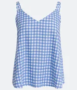 Musculosa con estampado de cuadros azules y blancos, escote en V y tirantes finos.