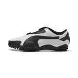 Championes Puma Mostro Perf en blanco con detalles en negro, con suela con protuberancias.