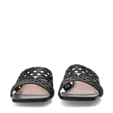 Sandalias de mujer Bottero con taco cuadrado bajo, confeccionadas en cuero blanco con diseño calado en la capellada y puntera cuadrada.